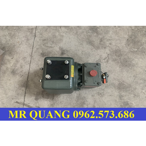 Bơm nước xe rửa đường tưới cây