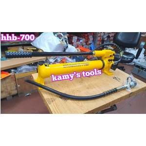 Bơm tay thủy lực TLP HHB-700 dài 600mm 700cm3 dầu