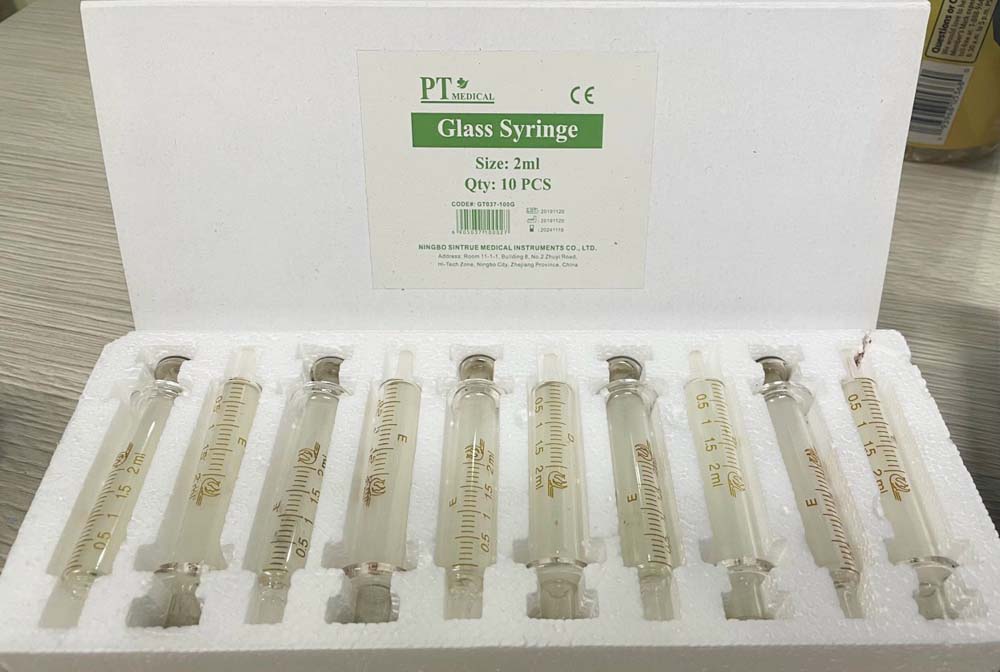 Bơm tiêm thủy tinh PT GT037-100G