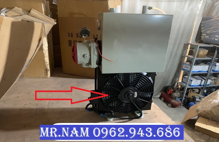 CÁNH QUẠT THAY THẾ KÉT LÀM MÁT DẦU THỦY LỰC XE BỒN TRỘN BÊ TÔNG.