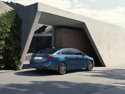 KIA K3 1.6 Deluxe (MT)