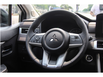 Mitsubishi Xpander MT