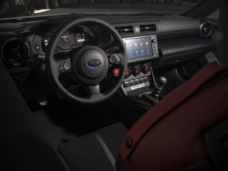 Subaru BRZ 2.4 MT EyeSight (VIN 2027)