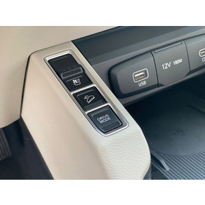 KIA Carens 1.5D Signature