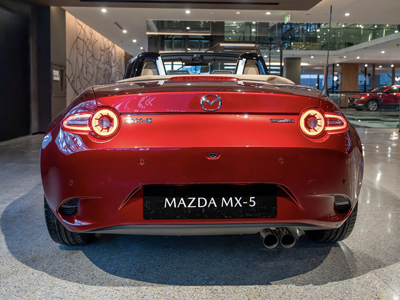 Mazda MX-5 2.0 MT