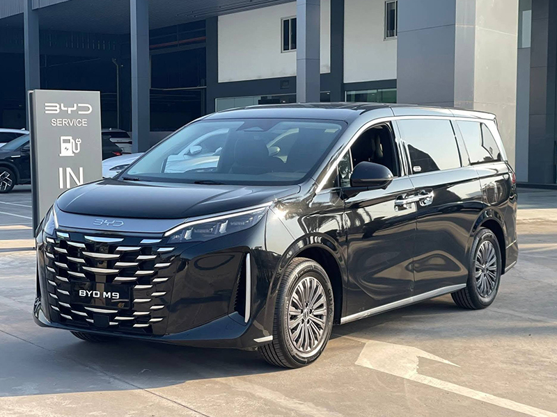 BYD M9 Premium