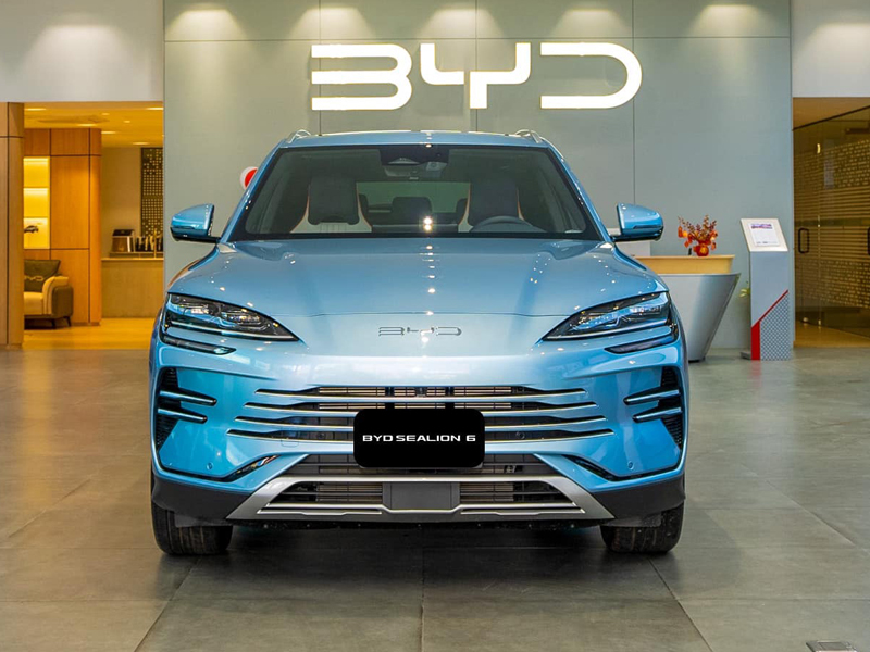 BYD SEALION 6