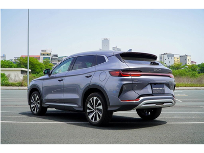 BYD Sealion 6: Giá xe lăn bánh, khuyến mãi & thông số