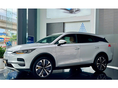 BYD Sealion 8