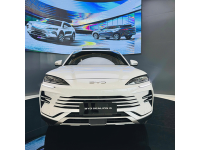 BYD SEALION 6