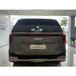 New KIA Carnival 2.2D Signature 7S