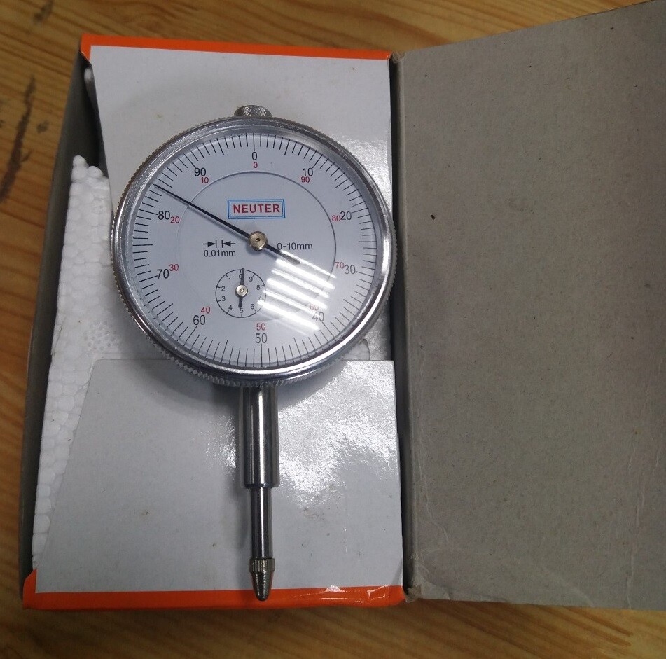đồng hồ so 10x0.01