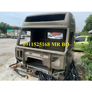 CABIN MỘC HOWO A7 NÓC CAO