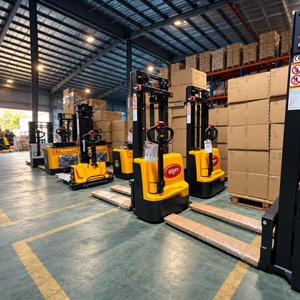 Các Dấu Hiệu Lỗi Thường Gặp Trên Xe Nâng Điện: Cách Kiểm Tra Sơ Bộ Trước Khi Gọi Thợ