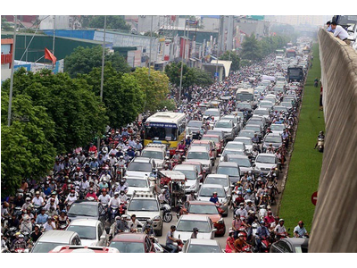 Các mẹo hay về lái xe an toàn khi di chuyển trong đô thị đông đúc cho người mới