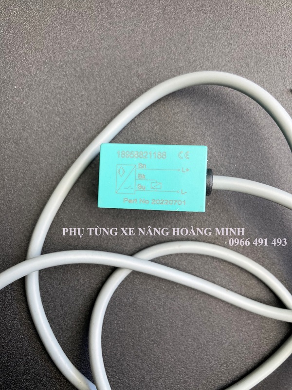 Cảm biến AZ17M05PNK, PHỤ TÙNG XE NÂNG ĐIỆN NOBLIFT