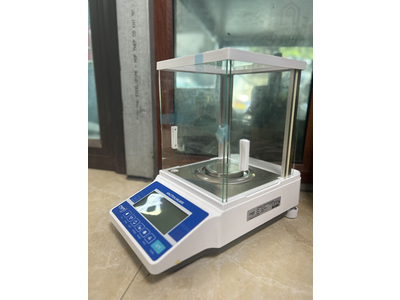 Cân phân tích 220g