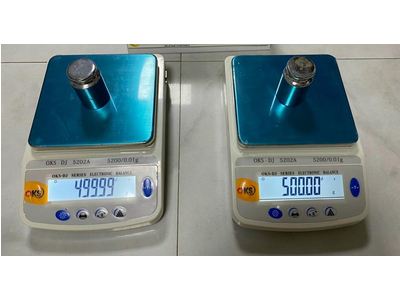 Cân điện tử 5200g 0.01g