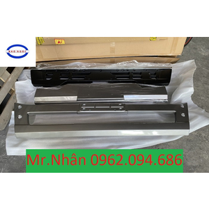 CẢN TRƯỚC DƯỚI HUYNDAI XCIENT TRUNG QUỐC NHẬP KHẨU.