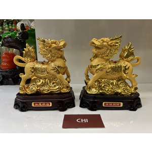 Cặp kỳ lân màu vàng cát