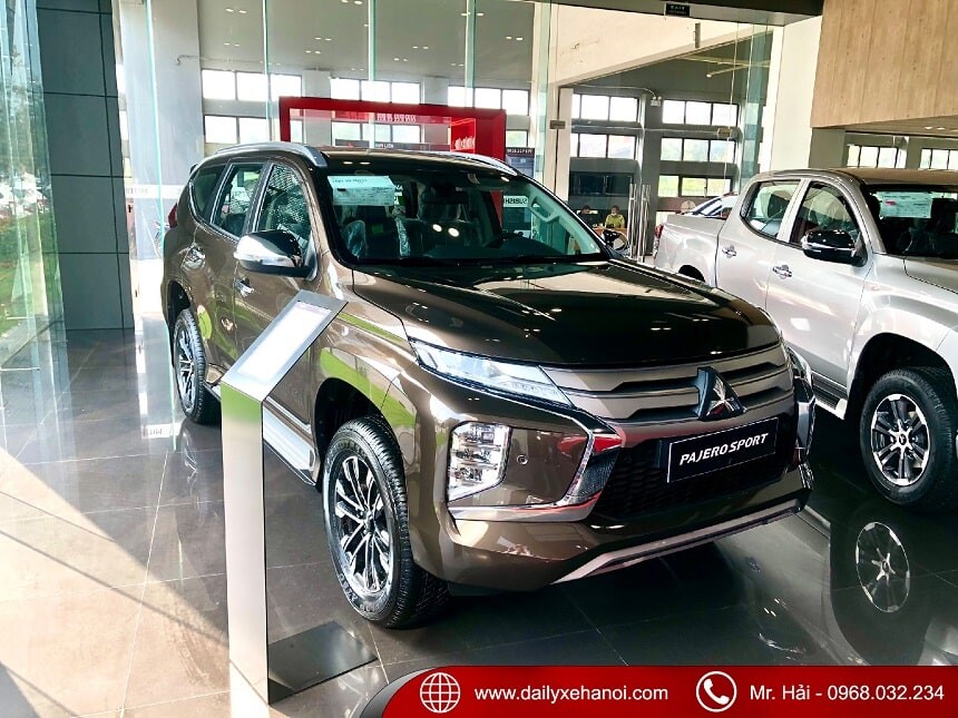 Cập nhật giá xe Mitsubishi Pajero Sport 7 chỗ mới