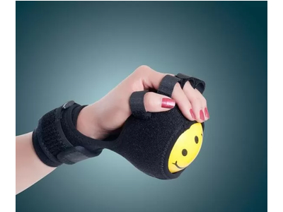 Thiết bị tập luyện ngón tay