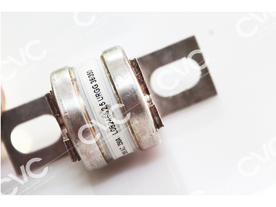 CẦU CHÌ FERRAZ SHAWMUT BS36UG25V450