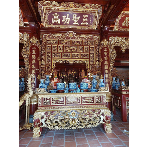CÂU ĐỐI CUỘN ( LÒNG MO)