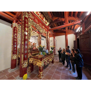 CÂU ĐỐI CUỘN ( LÒNG MO)