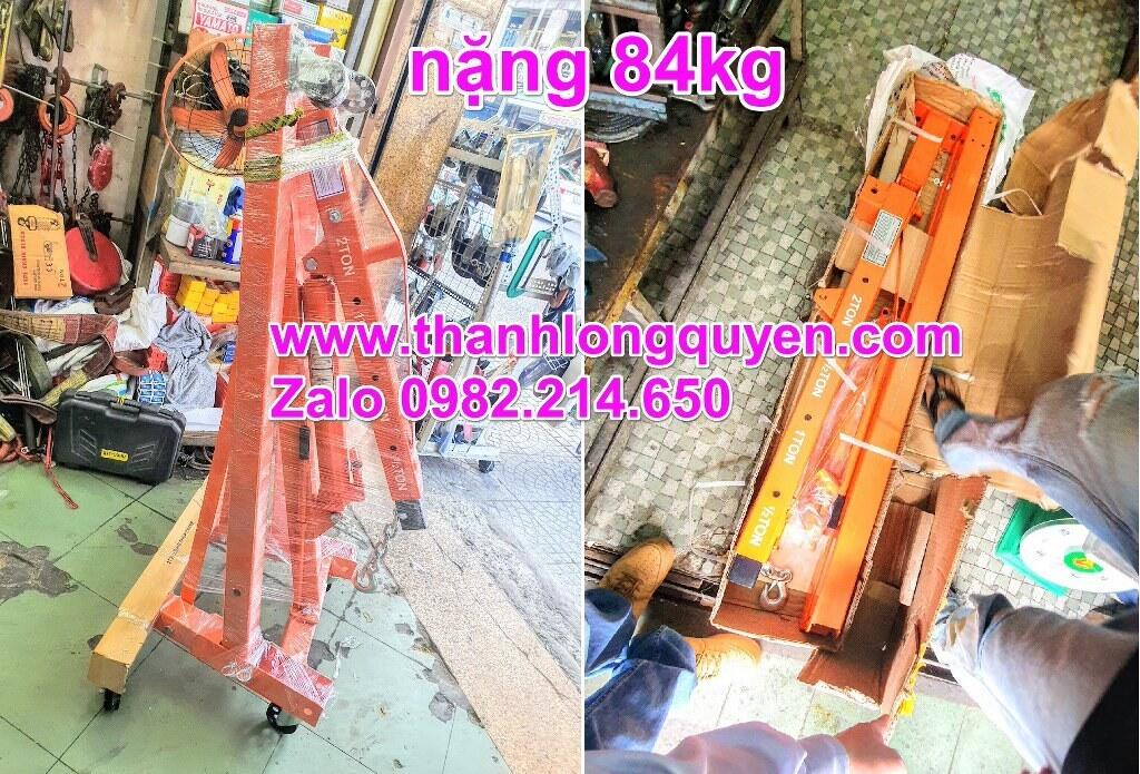cẩu móc động cơ ô tô