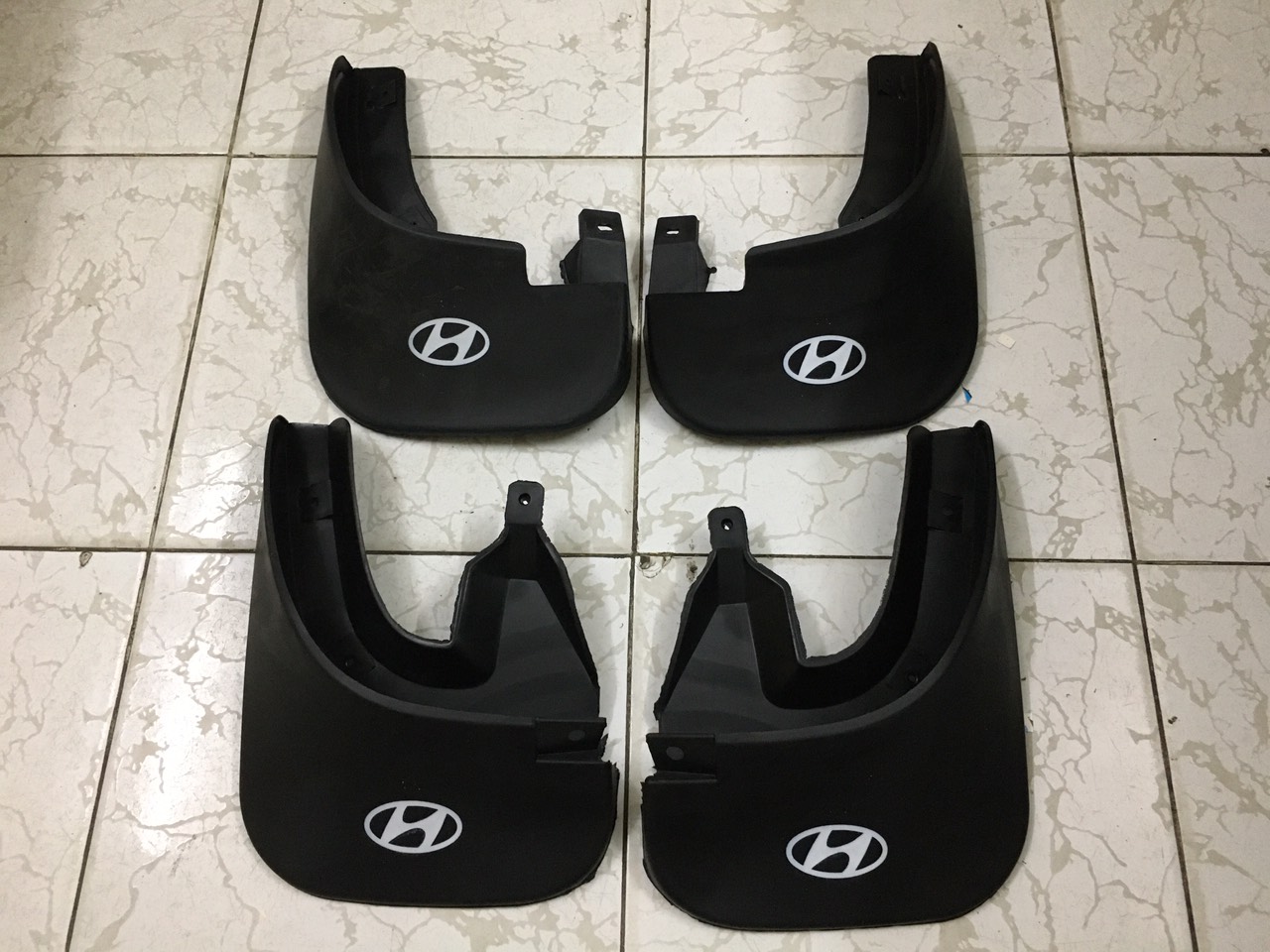 Chắn bùn bánh xe Hyundai Tucson 2005-2012