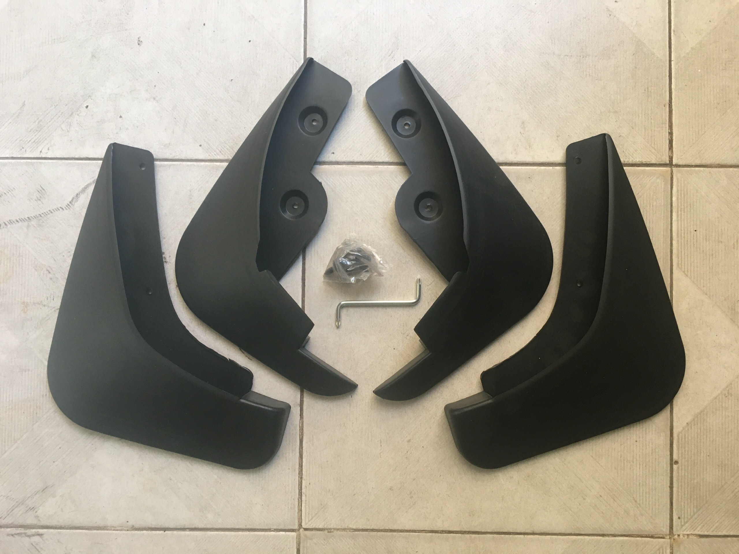 Chắn bùn bánh xe Mazda 3 2010-2012