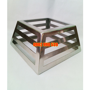 Khung inox hình vuông trang trí tiệc buffet