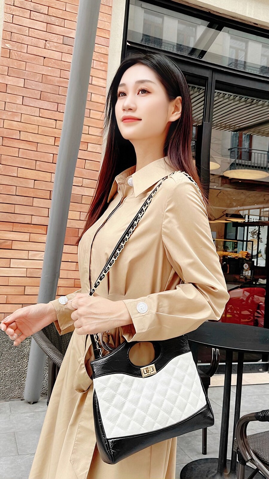 TÚI XÁCH CẦM TAY ĐEO CHÉO NỮ CHANNEL CHẦN TRÁM 31 BAG