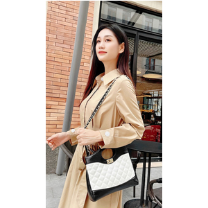 TÚI XÁCH CẦM TAY ĐEO CHÉO NỮ CHANNEL CHẦN TRÁM 31 BAG