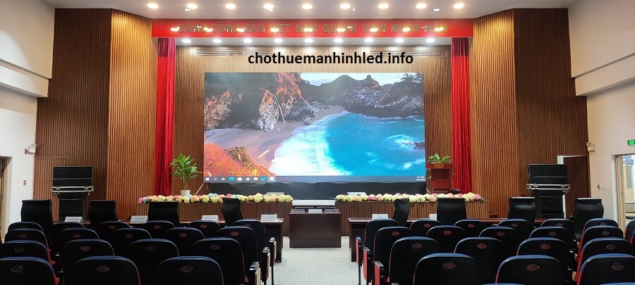 Vận hành thử màn hình Led cho thuê của Redshow