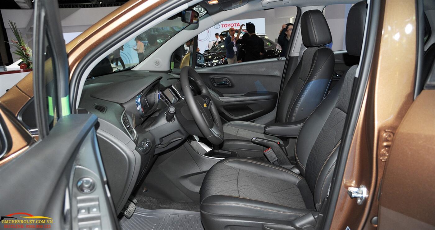 Nội thất bên trong Chevrolet Trax 2017