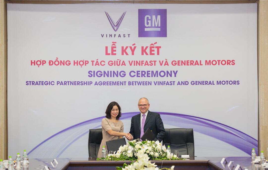 VINFAST VÀ GENERAL MOTORS KÝ HỢP ĐỒNG HỢP TÁC CHIẾN LƯỢC TẠI THỊ TRƯỜNG VIỆT NAM
