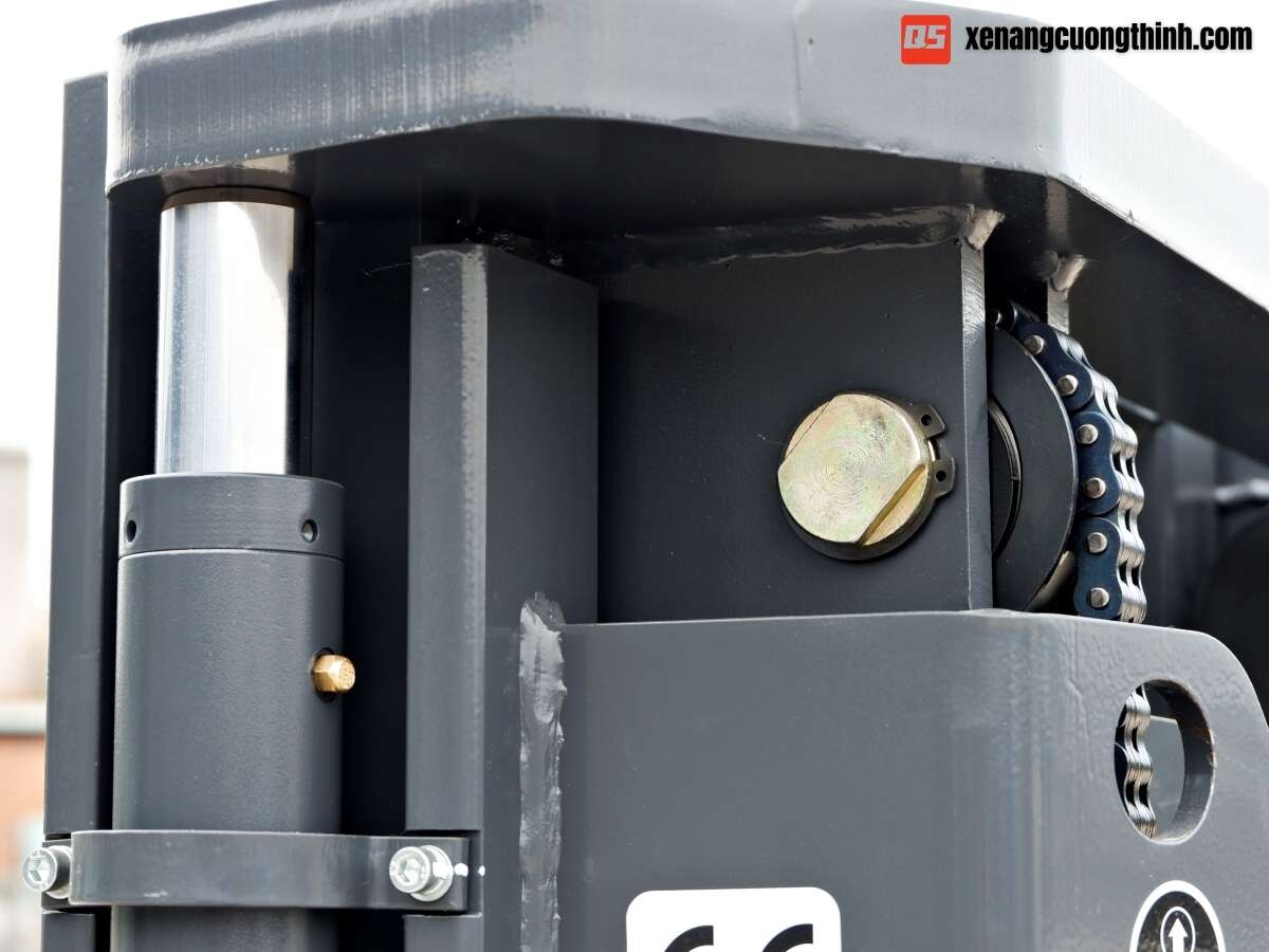 Chi tiết xe nâng điện stacker 1.5 Tấn - Xe nâng Cường Thịnh