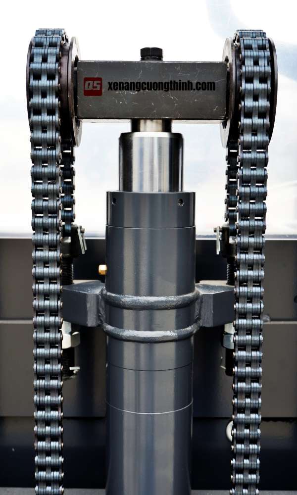 Xe nâng điện Stacker Full Free Lift - Chui Container - QES15E