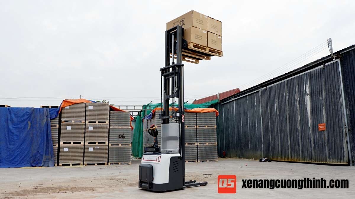Chiều cao nâng của xe nâng