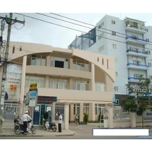 Cho thuê 2 nhà xưởng liền kề nhau mặt tiền đường KCN Tân Bình