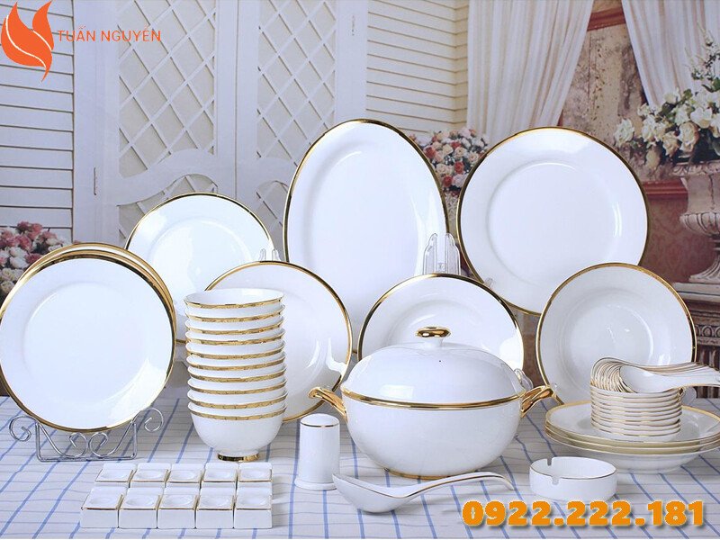 Cho thuê bàn ghế chén dĩa giá rẻ tại Quận 3, HCM - Tuấn Nguyễn