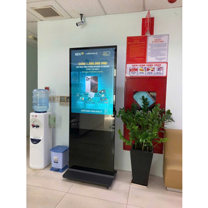 Cho thuê màn hình tivi standee, StanbyME, LCD, Tivi quảng cáo chân đứng 43, 49, 50, 55, 65 in cho sự kiện triển lãm SECC, Quận 1, Quận 12, Bình Dương