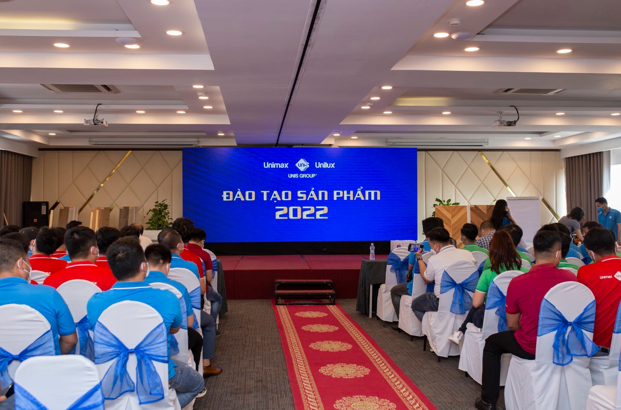Cho thuê màn hình LED giới thiệu sản phẩm