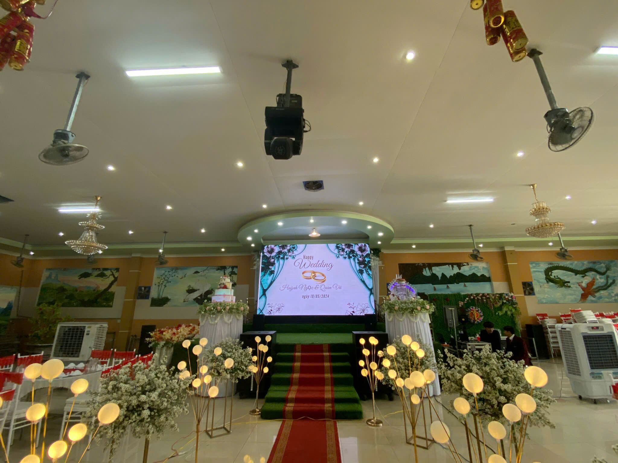 Thuê màn hình led cho tiệc cưới, liên hoan, sinh, nhật tại nhà , nhà hàng, quán ăn, sự kiện ngoài trời tại long an, tây ninh, tp hcm, vũng tàu