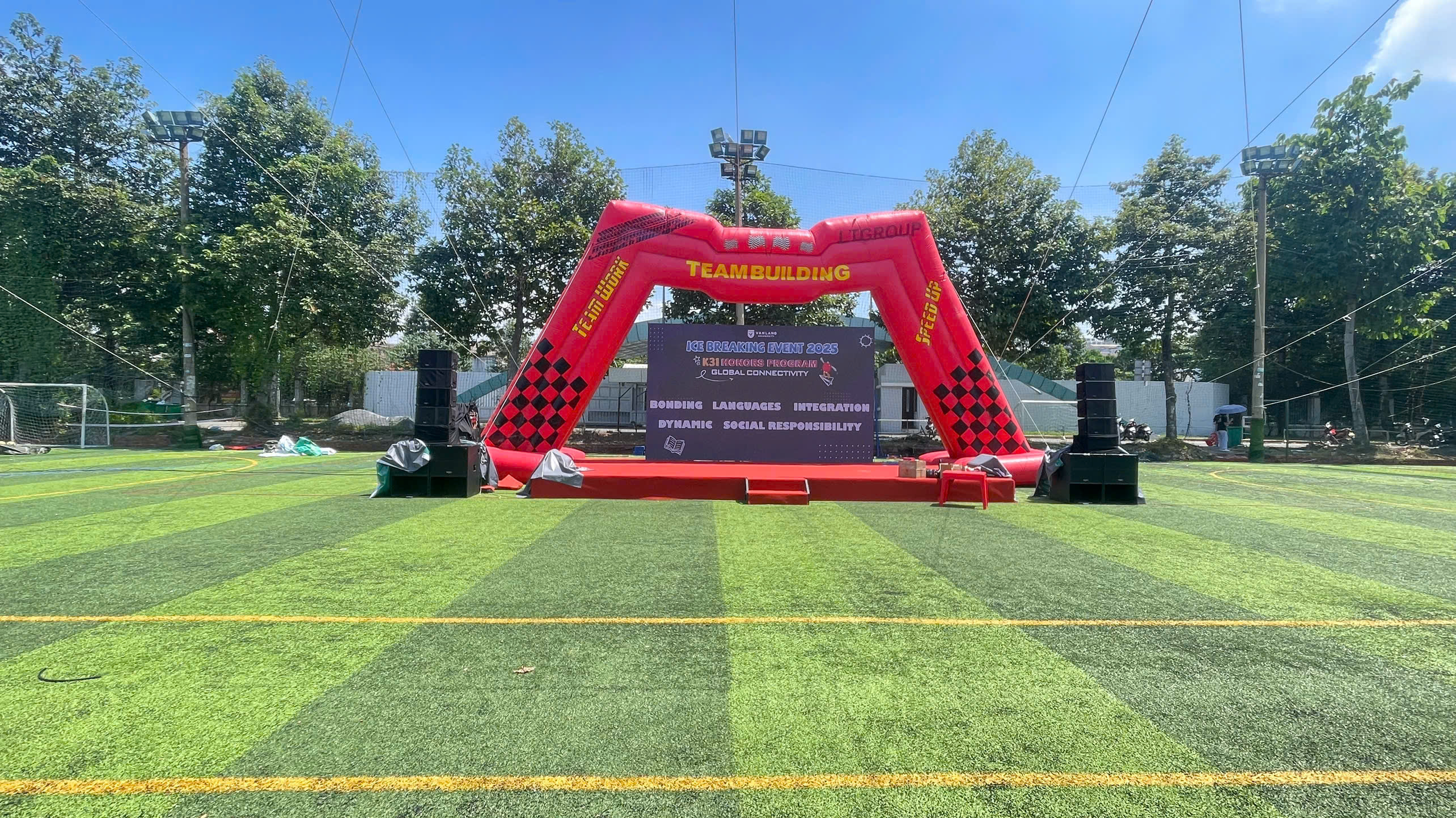 Cho thuê thuê màn hình led outdoor dùng cho sự kiện ngoài trời ! cho thuê Led sự kiện