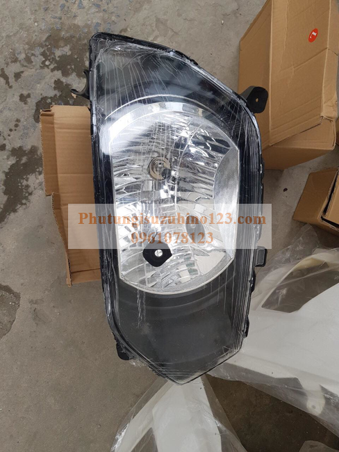 CHÓA ĐÈN PHA XE TẢI HINO 500 EU4