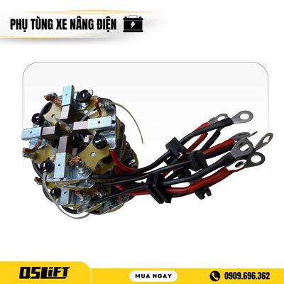 Chổi Than Motor Lái Xe Nâng Tay Điện