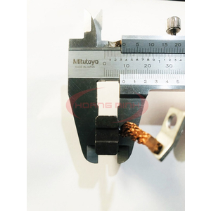 Phụ tùng xe nâng Hoàng Minh- Than motor điện 9x15x25mm